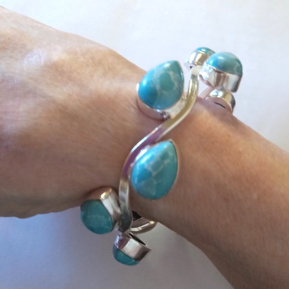 BEAUTIFUL LARIMAR STERLING SILVER BANGLE BRACELET - Picture 3 of 3